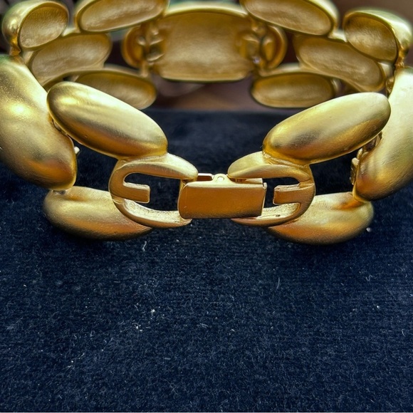 Vintage Givenchy Runway Link Brushed Matte Bracelet - Picture 9 of 10